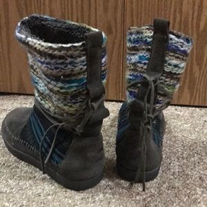 Toms Nepal Boots.